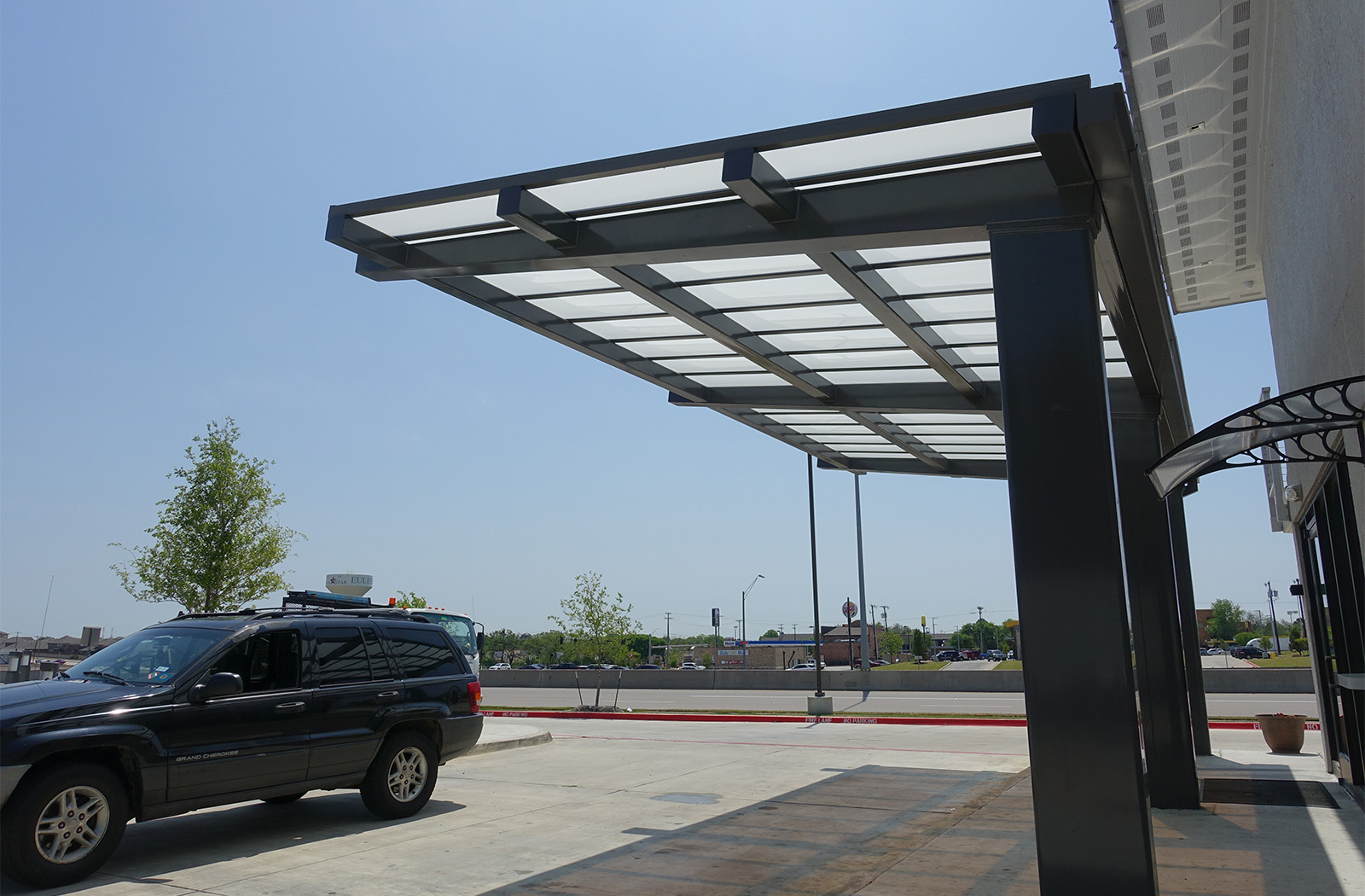 Motel 6-62182d-x-Entrance Canopy-Hospitality